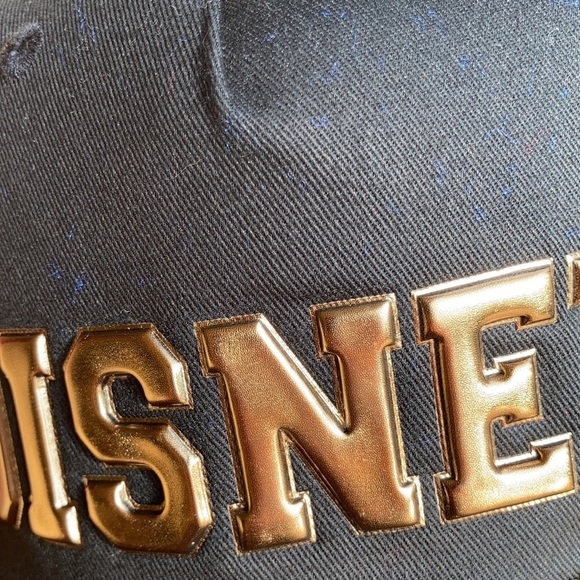 NWT snap back cap - Picture 6 of 7